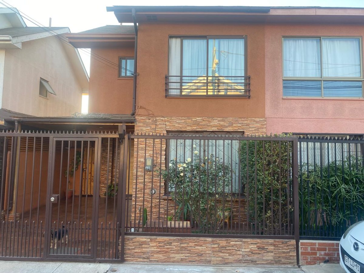 Casa en Venta en Maipú, Pasaje del Abrazo, Maipú, Región Metropolitana de Santiago 9250000, Chile