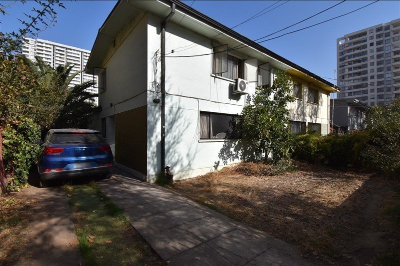 Casa en Venta en Ñuñoa, Prof. Juan Gómez Millas / Av. José Pedro Alessandri