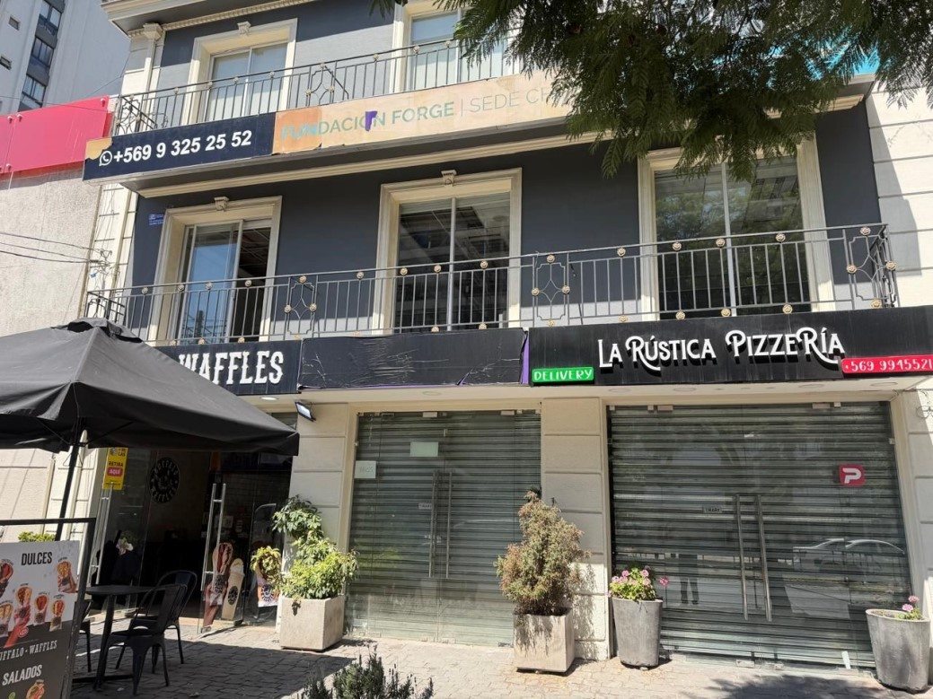 Casa en Venta en Ñuñoa, Adjudicado remate ! local comercial en av. Irarrázaval 3665,