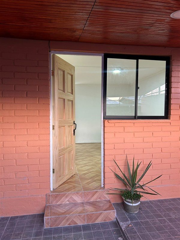 Casa en Venta en Peñalolén, Pasaje