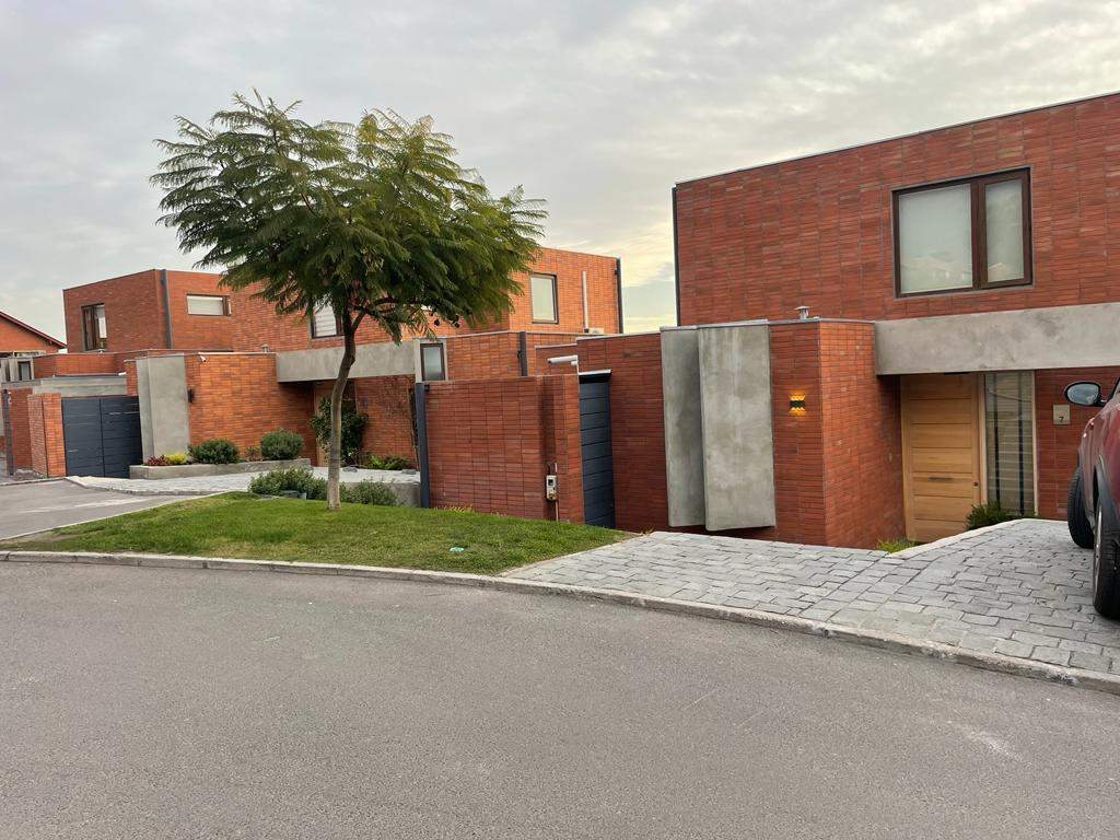 Casa en Venta en Peñalolén, Las Pircas, casa en condominio (169963)
