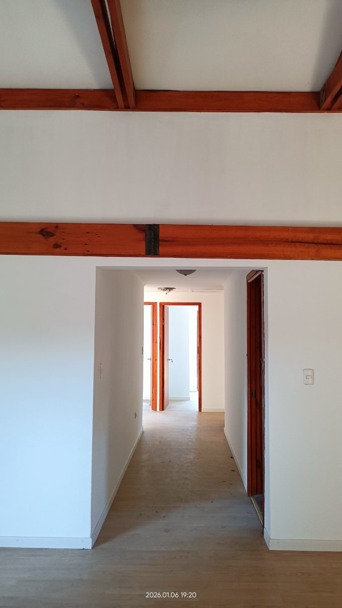 vista pasillo hacia interior