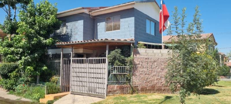Casa en Venta en Puente Alto, Amplia casa / los castaños /ejerc. Libertador/ omar herrera