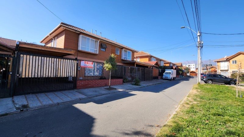 Casa en Venta en Puente Alto, Avenida san carlos y troncal san francisco