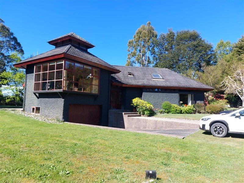 Casa en Venta en Puerto Montt, Parcela con gran casa en sector baneario Pelluco Puerto Montt