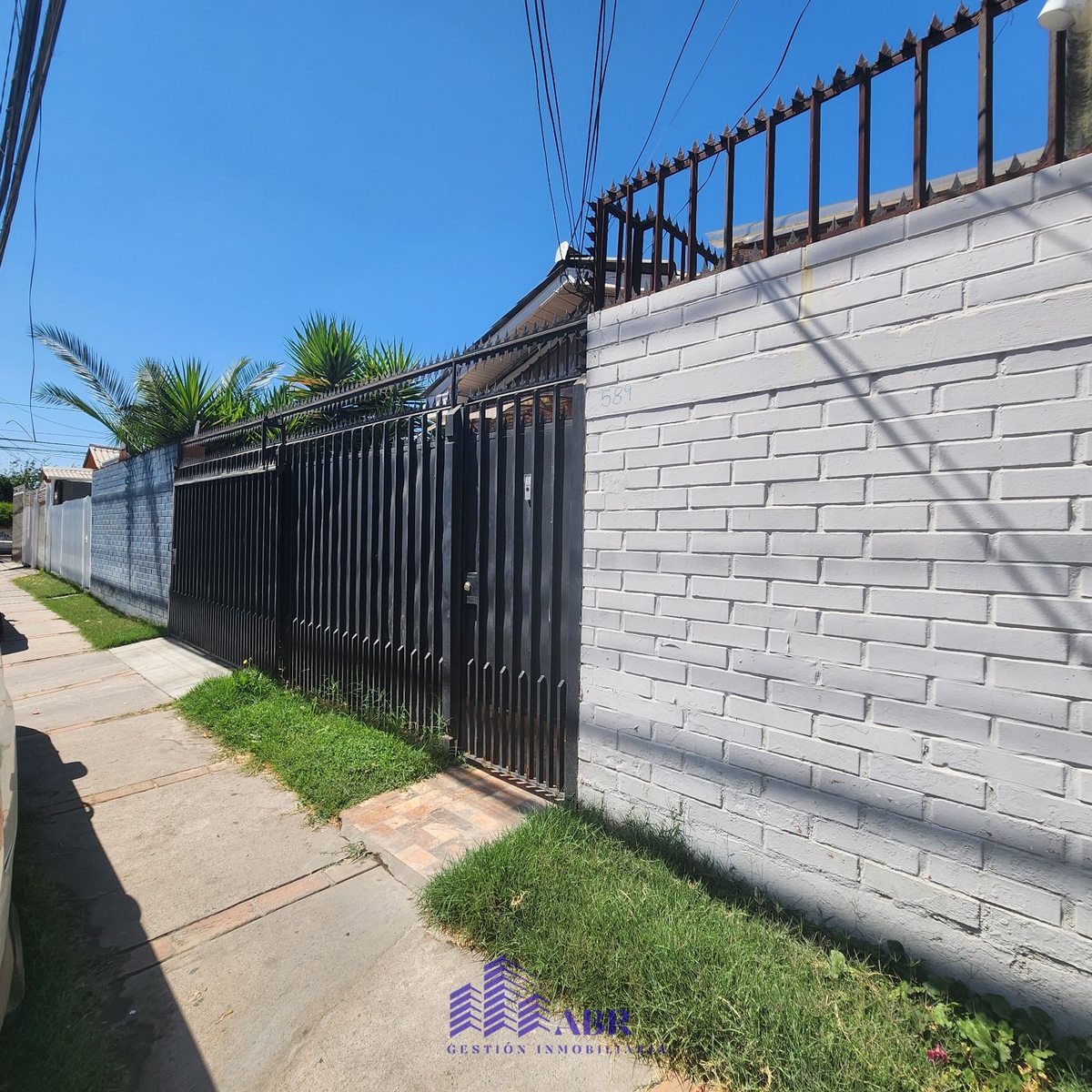 Casa en Venta en Quilicura, Alcalde Jorge Indo, Quilicura, Región Metropolitana de Santiago 8700000, Chile