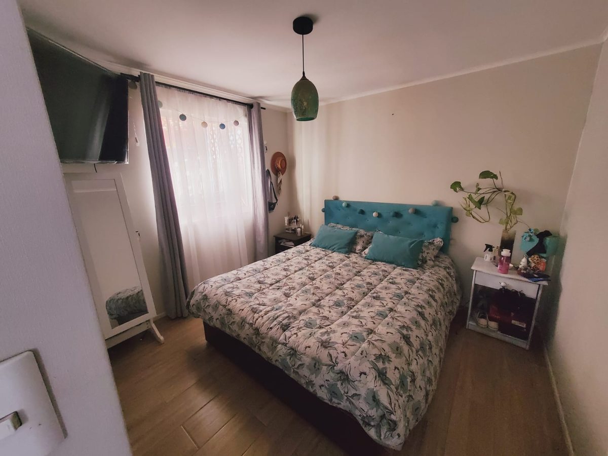 Dormitorio principal de excelente tamaño y gran luminosidad.
