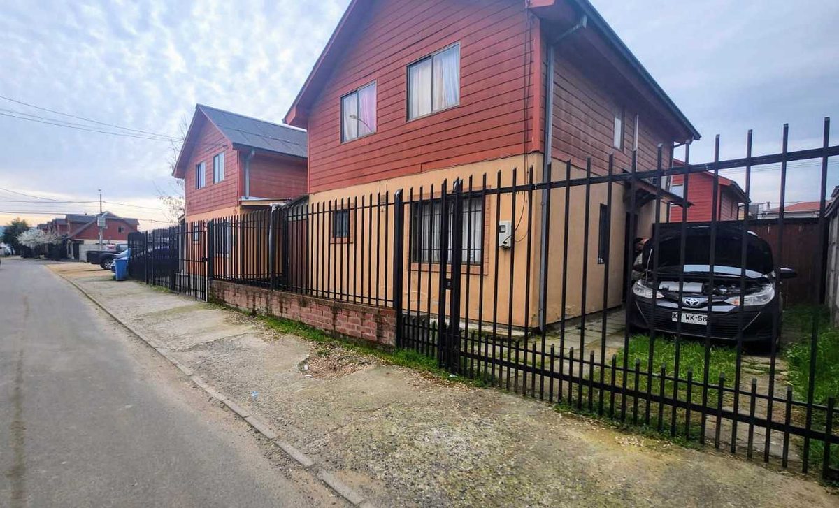 Casa en Venta en Talca, En venta Cómoda Casa Sector Oriente Talca (66211)