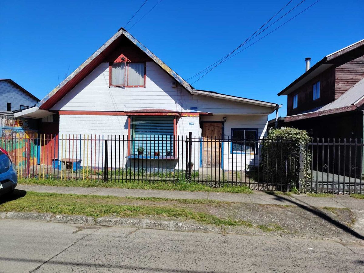 Casa en Venta en Valdivia, Moderna Casa en Barrio Tranquilo y Seguro (182987)