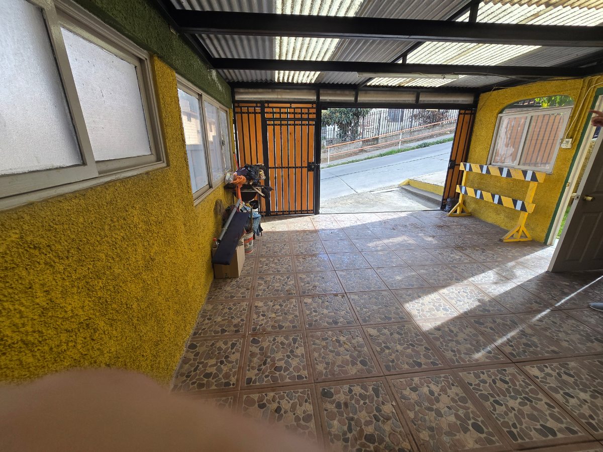 ESTACIONAMIENTO VIGAS FIERRO PARA AMPLIAR 2 PISO