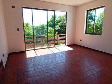 Living con salida a terraza