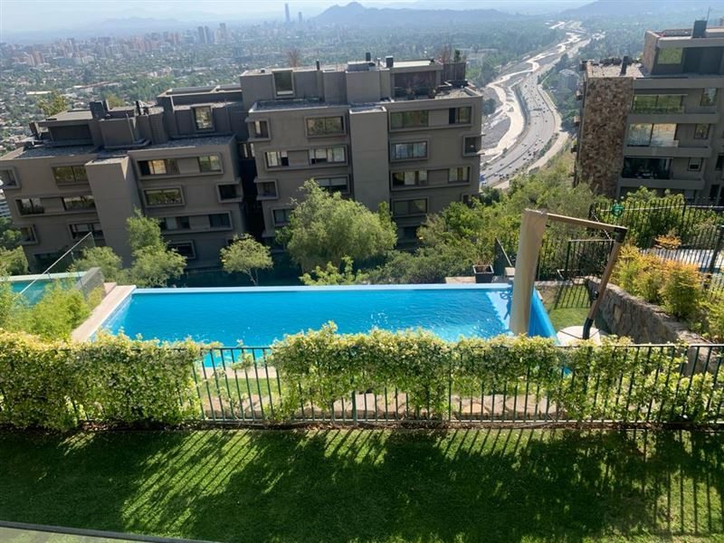Casa en Venta en Vitacura, Townhouse en segurísimo condominio con linda vista a Santiago