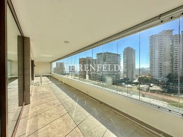Terraza de 40 m2.