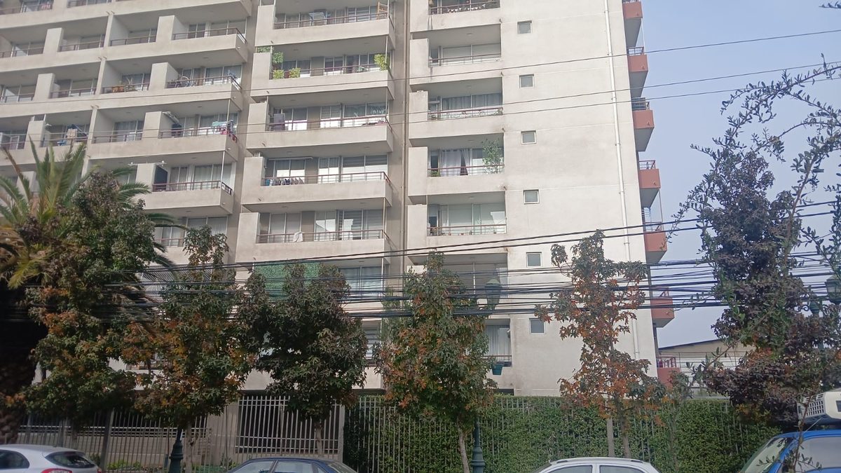 Departamento en Venta en La Cisterna, Avenida Ossa 0106, La Cisterna, Santiago Metropolitan Region 7970000, Chile