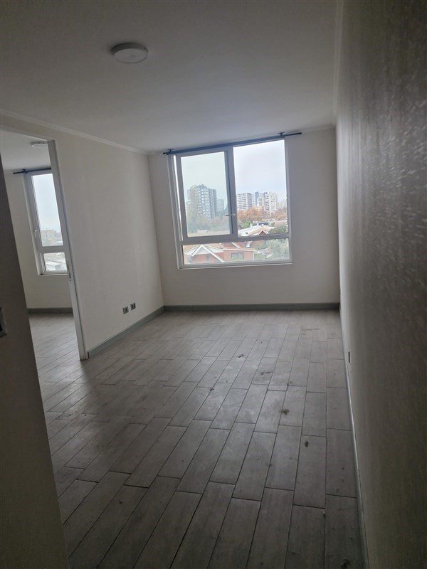 Departamento en Venta en La Cisterna, Metro lo ovalle /briones luco /amplio departamento de 1 dormitorio moderno a pasos del metro /espacio urbano /tiendas /bancos /cines/ restorantes /centros de salud /
