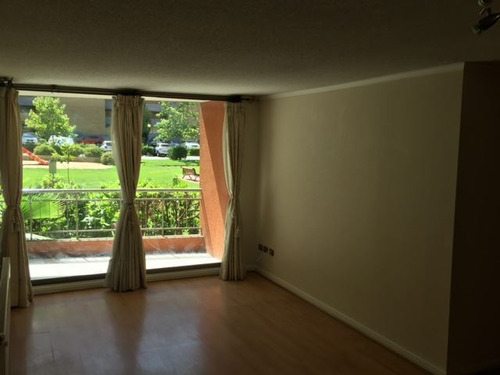 Departamento en Venta en La Florida, Departamento 2 dorm en primer piso en condominio la portada