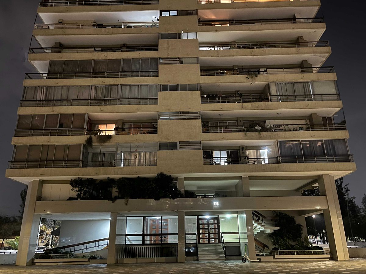 Departamento en Venta en Las Condes, Oportunidad Dpto Remodelado! 3d 2b 1e 1b! (175717)