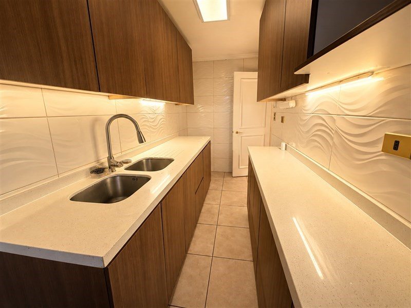 Departamento en Venta en Las Condes, Departamento remodelado en sector residencial de Las Condes