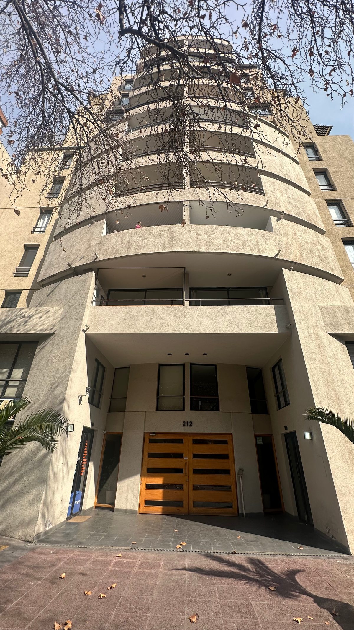 Frontis edificio