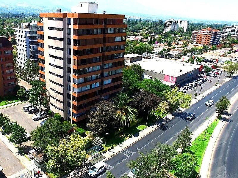 Departamento en Venta en Las Condes, Exclusivo y amplio depto en excelente ubicacion en las conde