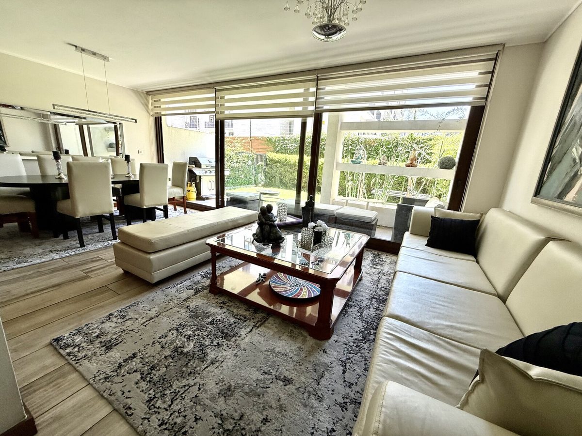 Departamento en Venta en Lo Barnechea, Entre av. La dehesa y calle los Cactus a pasos del portal la Dehesa