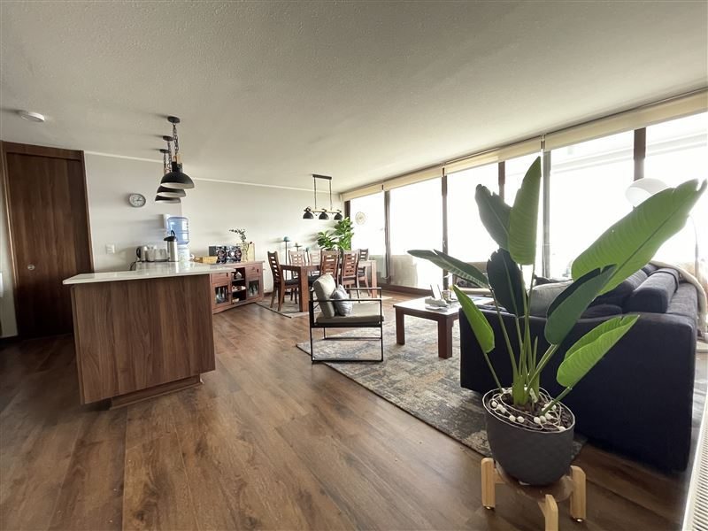 Departamento en Venta en Lo Barnechea, Incluye iluminación y roller | está oferta solo contado.