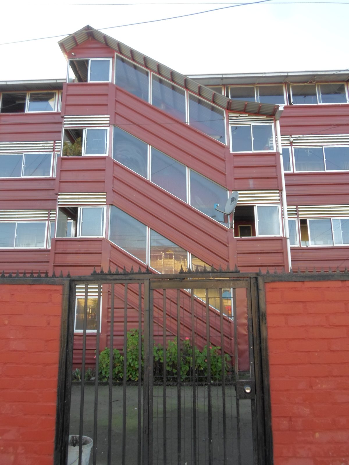 Vendo Departamento 2D 1B 1e en 3 Nivel Stgo Bueras los Angeles