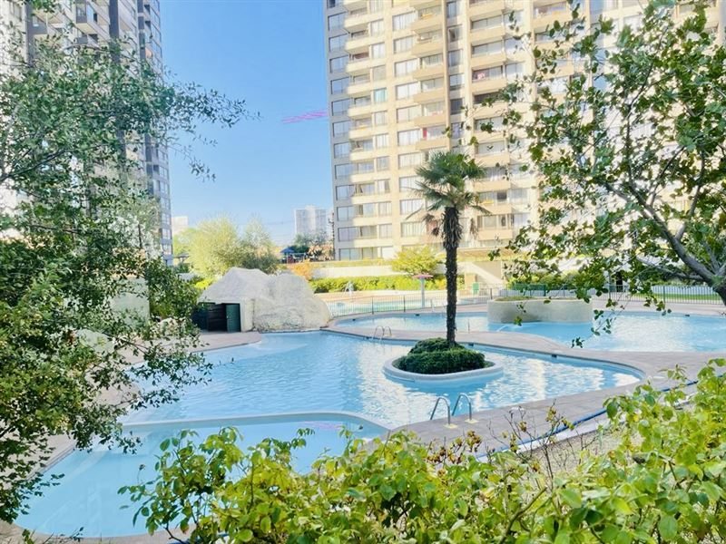 Departamento en Venta en Macul, Imperdible venta depto. Mariposa ! condominio las palmas a pasos de metro macul / autopista