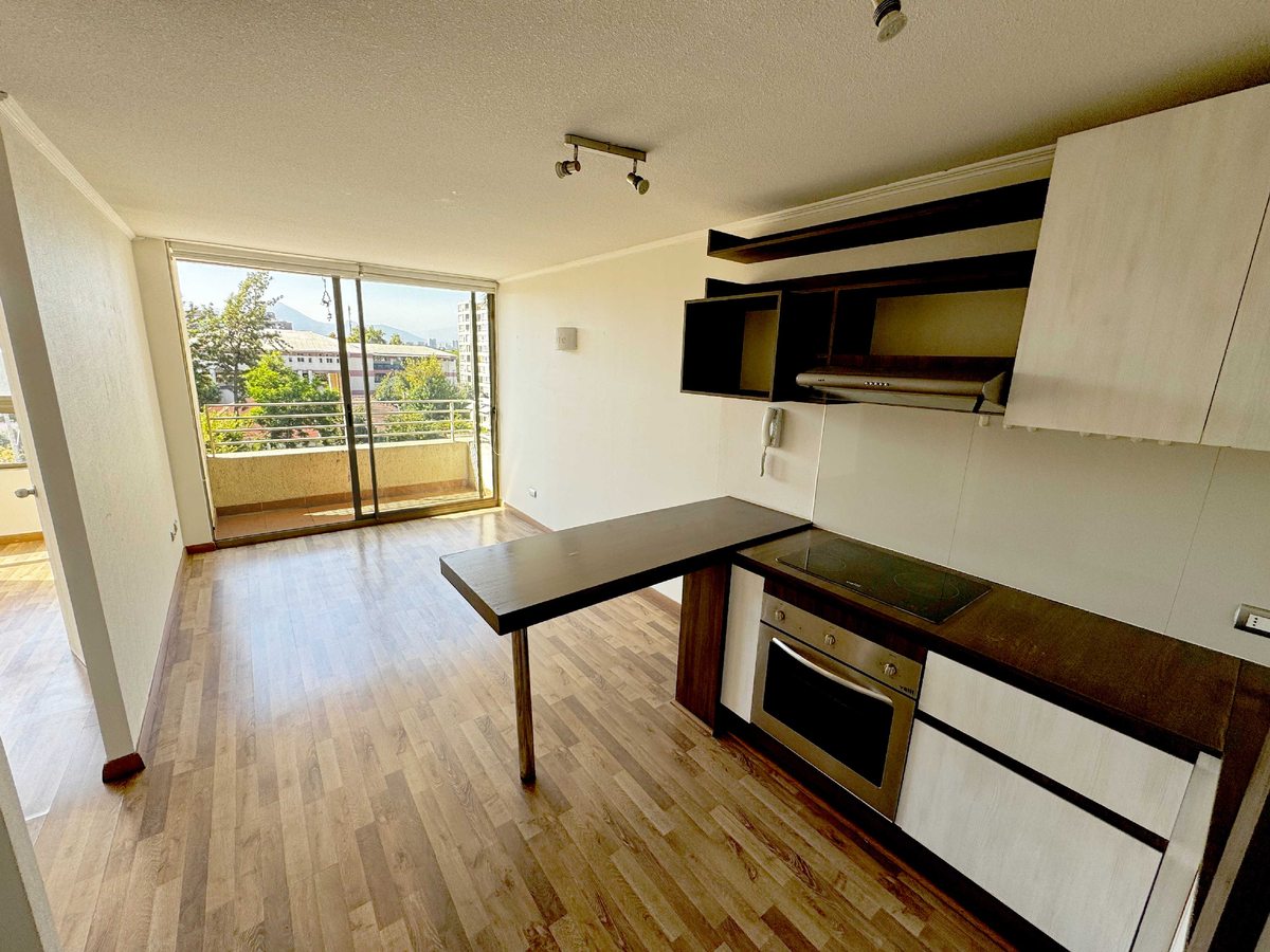 Departamento en Venta en Macul, Lindo departamento frente a la municipalidad l8 (182180)