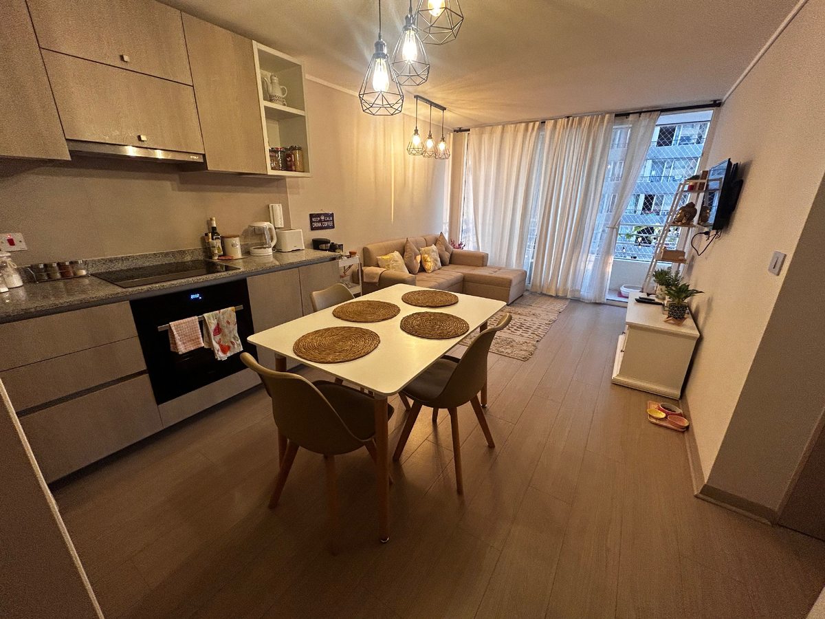 Departamento en Venta en Macul, Depto 2 dorm, 2 baños, Estacionam, bodega. (63164)
