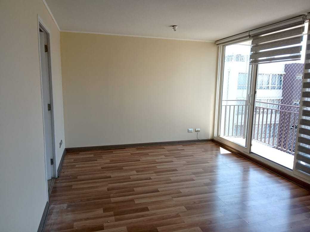 Departamento en Venta en Maipú, Cómodo y Luminoso, Ideal para Inversión (146104)