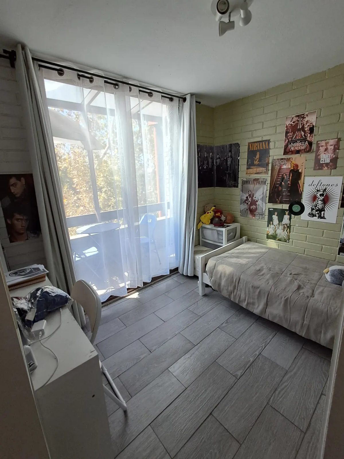 Segundo dormitorio con acceso a terraza techada termopanel