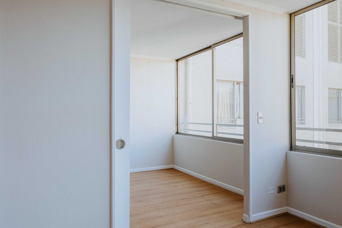 Departamento en Venta en Ñuñoa, Luminoso y Amplio departamento. (132528)