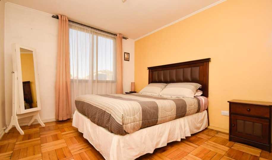 Departamento en Venta en Providencia, Luminoso y Amplio en Pleno Corazón Urbano (137094)