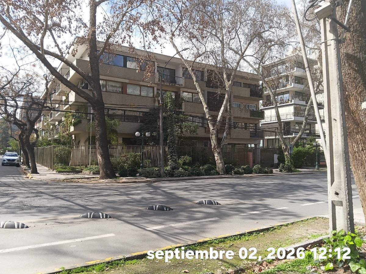 Amplio Depto en Providencia (Departamento)