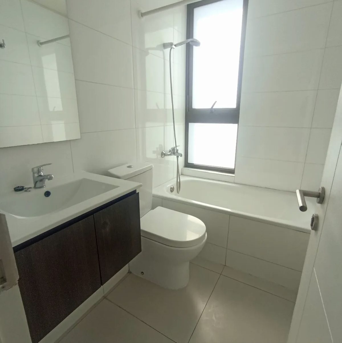 Baño con tina