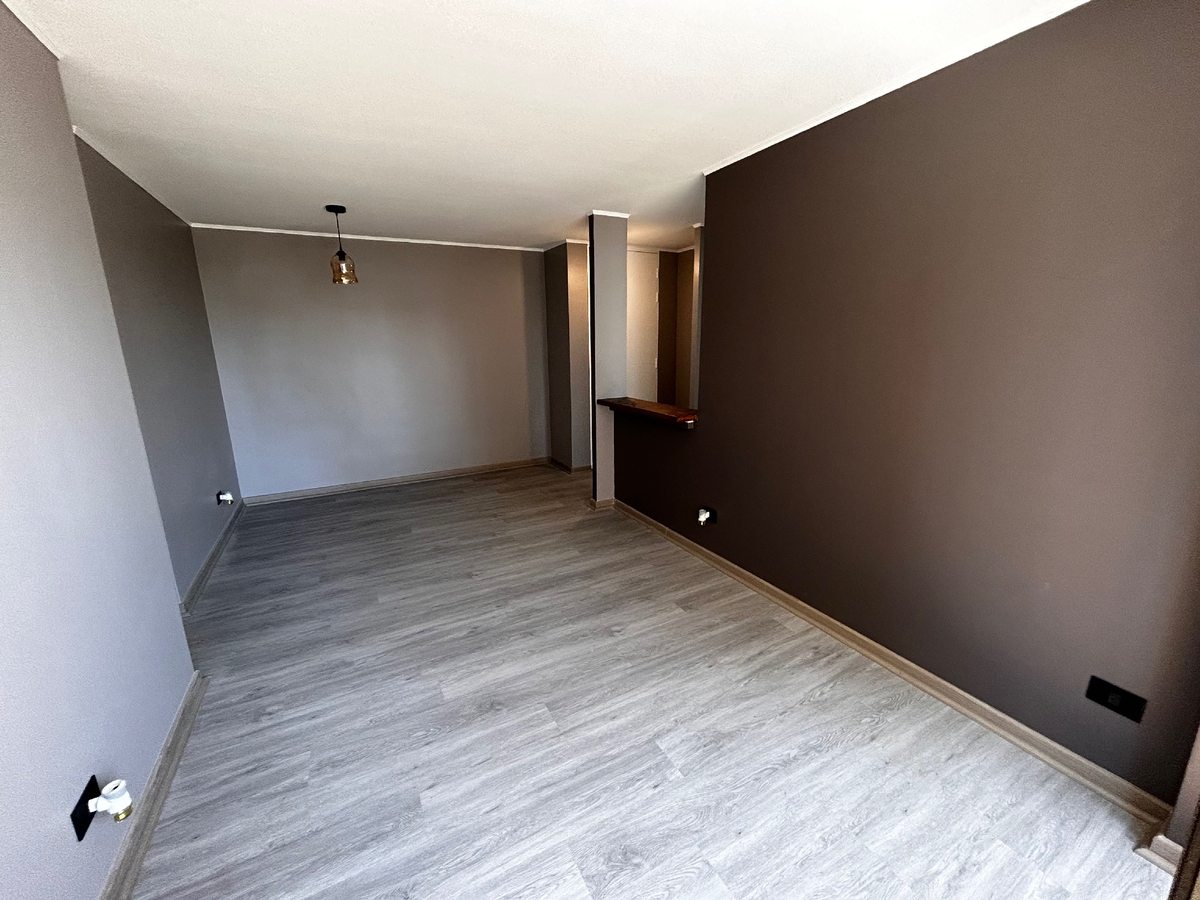 Departamento en Venta en San Miguel, Depto remodelado 3 D, 2 B, Metro Lo Ovalle (135065)