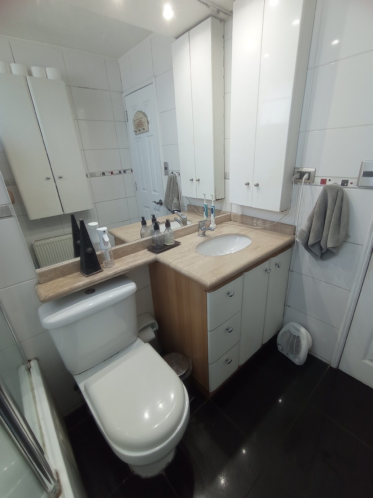 Baño principal en suite Foto 3