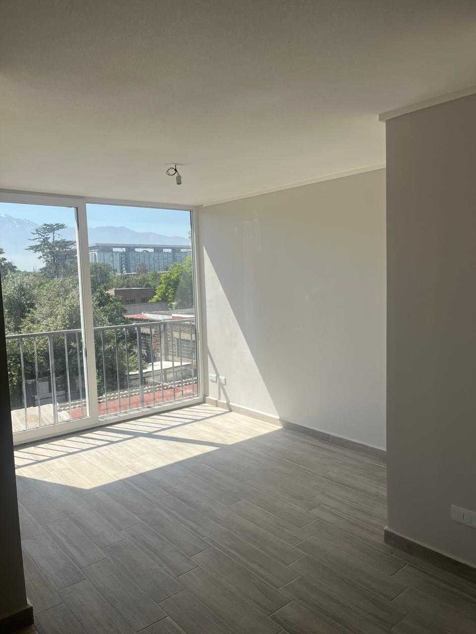 Departamento en Venta en Santiago, Con Terraza junto a Parque OHiggins (181464)