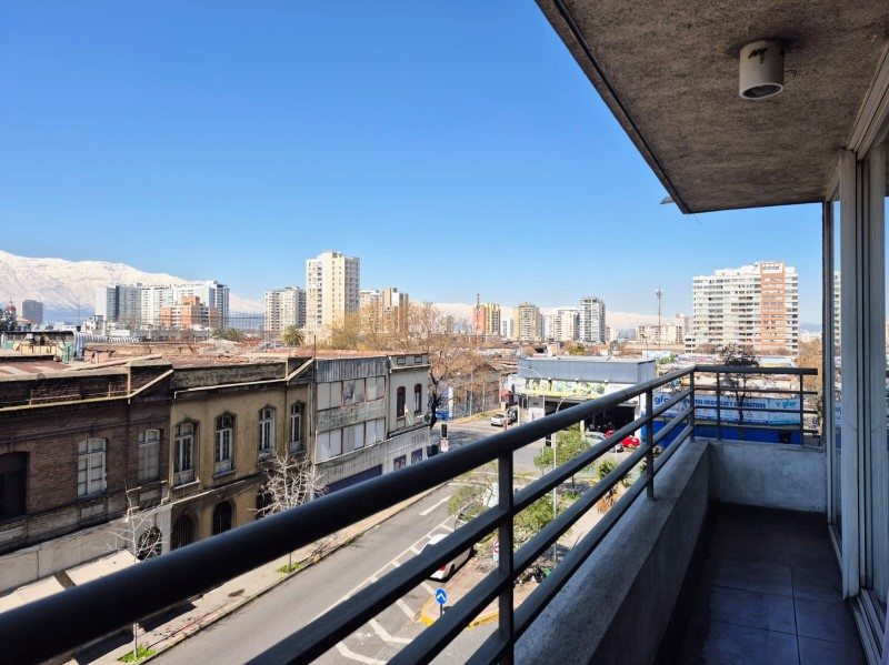 Departamento en Venta en Santiago, Metro toesca - san ignacio