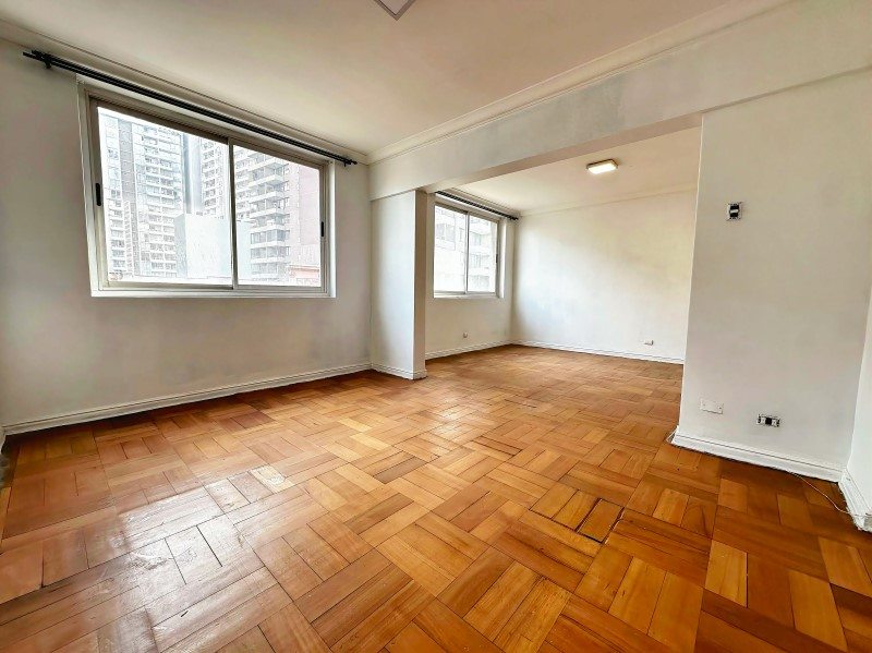 Departamento en Venta en Santiago, Se vende amplio depto residencial u para oficina.