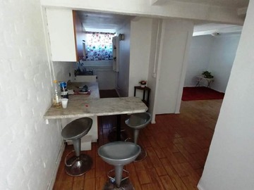 vista a cocina y parte Living
