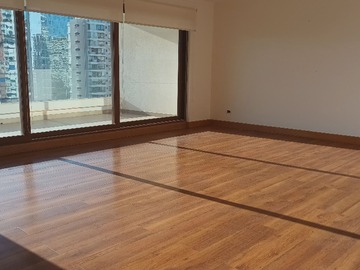 Living-comedor con salida a terraza