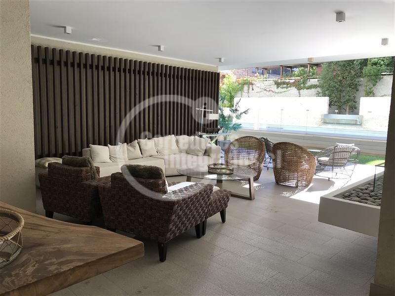 Departamento en Venta en Vitacura, Entre Vitacura y Las Hualtatas