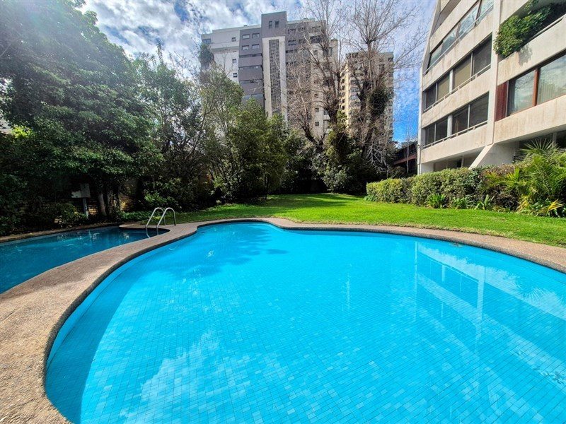 Departamento en Venta en Vitacura, Avenida Kennedy Lateral con Las Catalpas