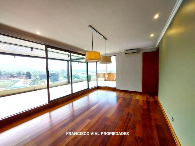 Departamento en Venta en Vitacura, Vende - penthouse vista 360° polo golf