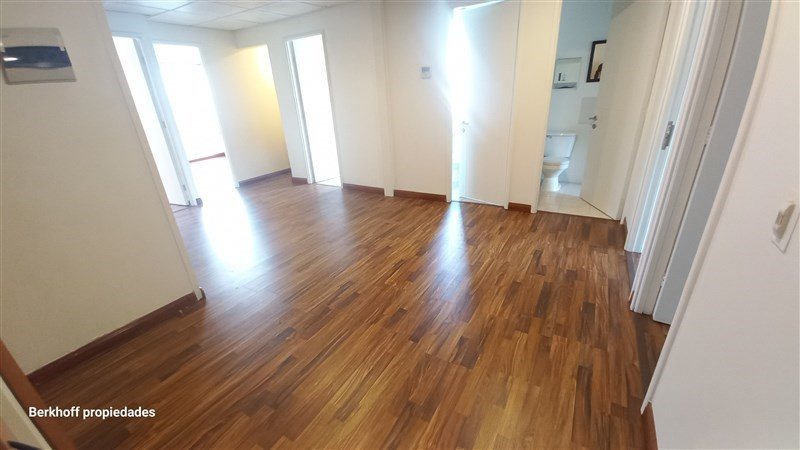 Oficina en Venta en Lo Barnechea, Raúl Labbé 13700