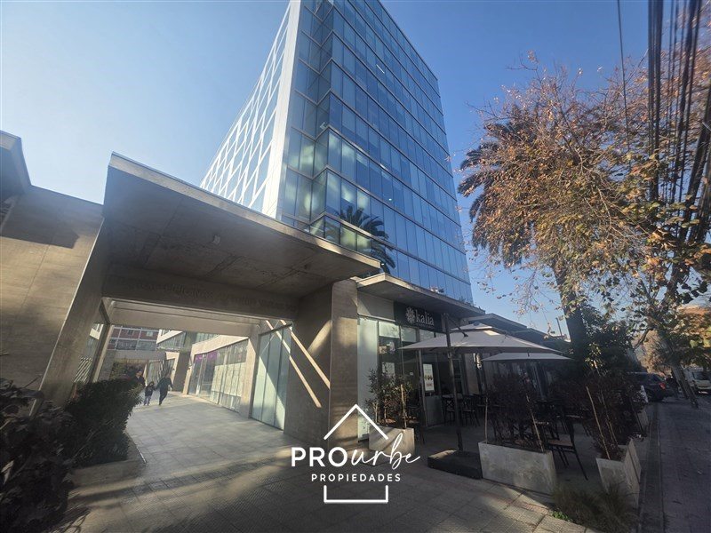 Oficina en Venta en Providencia, Av. Antonio Varas/ Frente al Hospital Calvo Mackenna