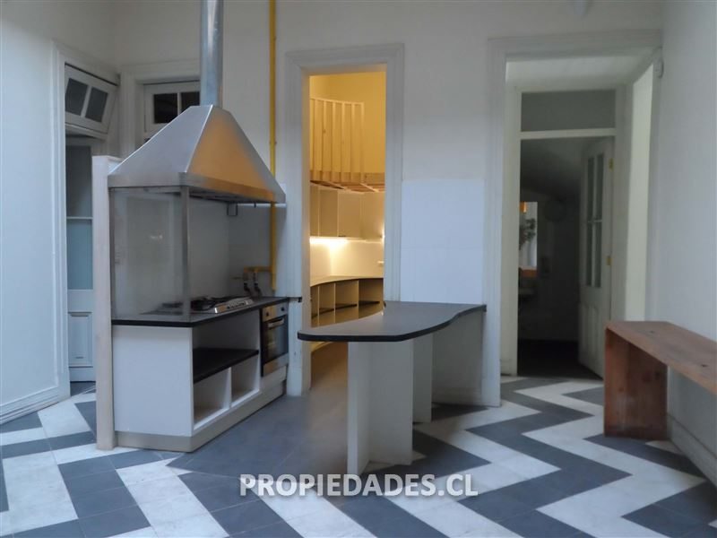 Oficina en Venta en Santiago, Barrio Brasil - Catredral - Metro Santa Ana