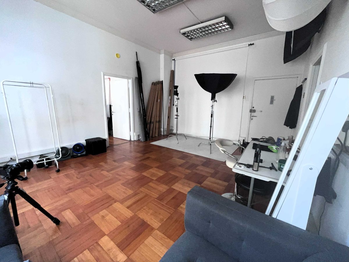 Oficina en Venta en Santiago, Oficina en venta Santiago Moneda 90 m2 (64412)